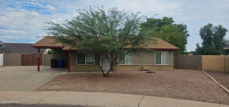 527 Pepperwood Ct, Chandler, AZ 85226