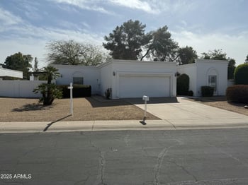 527 Tam Oshanter Dr, Phoenix, AZ 85022