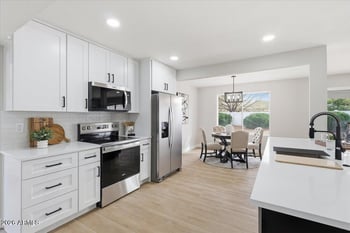 527 Tam Oshanter Dr, Phoenix, AZ 85022