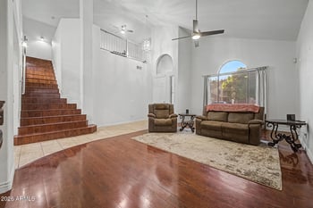 5273 Angela Dr, Glendale, AZ 85308