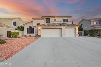 5273 Angela Dr, Glendale, AZ 85308