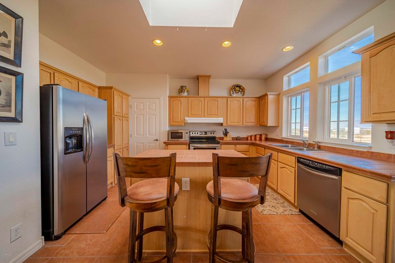 52730 W Williams Rd, Aguila, AZ 85320