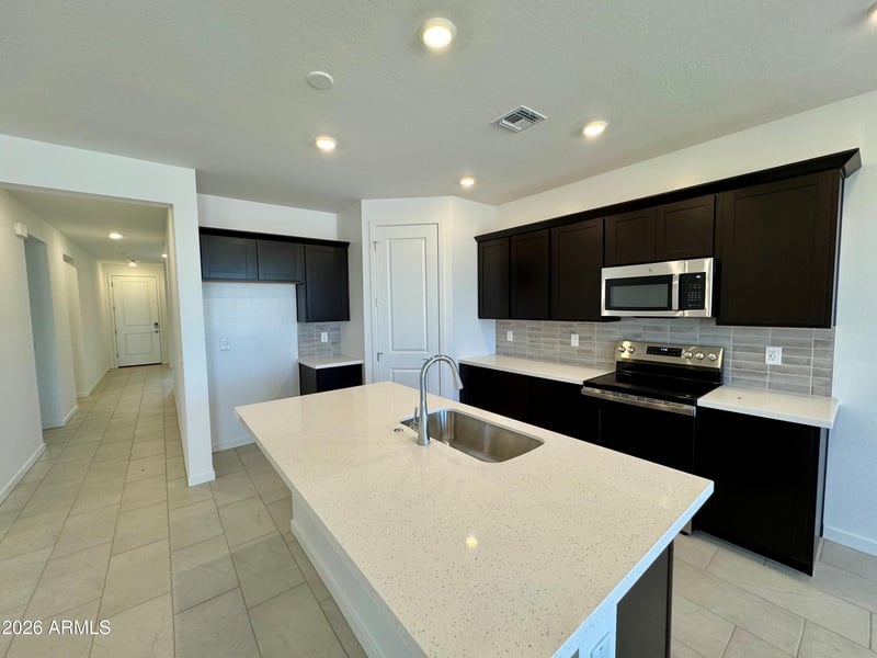 5274 E Cassidy Ln, San Tan Valley, AZ 85144