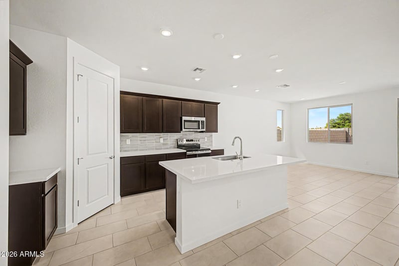 5274 E Cassidy Ln, San Tan Valley, AZ 85144