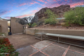 5275 Camelhead Rd, Phoenix, AZ 85018