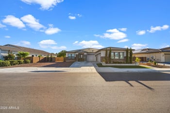 5276 N 182nd Ln, Litchfield Park, AZ 85340
