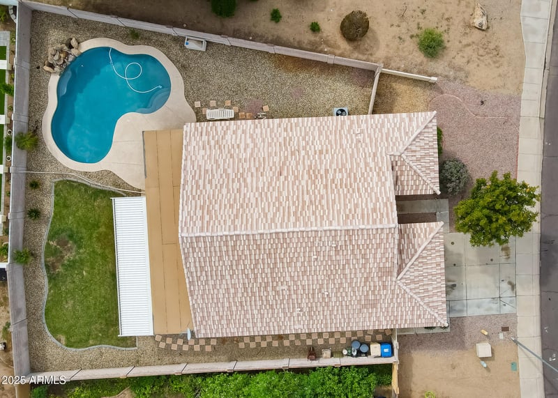 5277 Bryce Ln, Glendale, AZ 85301