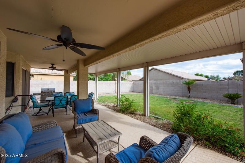 5277 Bryce Ln, Glendale, AZ 85301