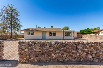 528 97th St, Mesa, AZ 85207