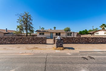 528 97th St, Mesa, AZ 85207