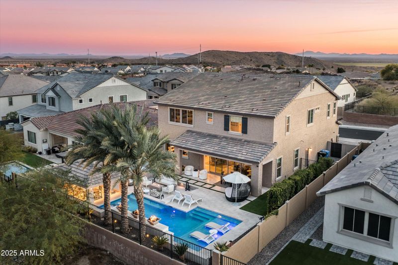 528 E Ashurst Dr, Phoenix, AZ 85048