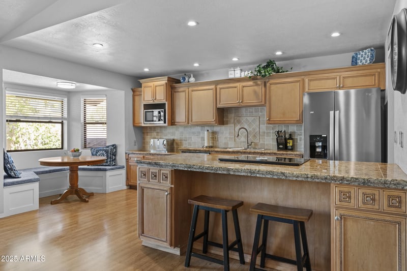 528 Renee Dr, Phoenix, AZ 85024