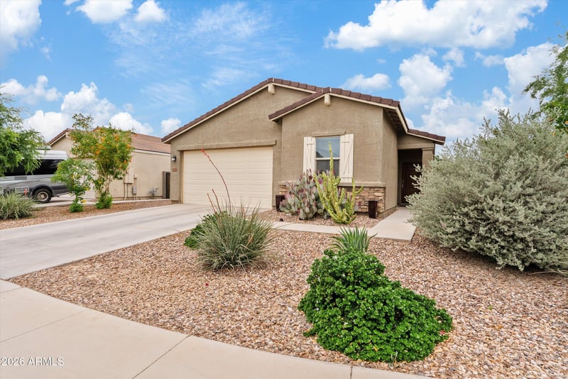 528 Magena Dr, San Tan Valley, AZ 85140