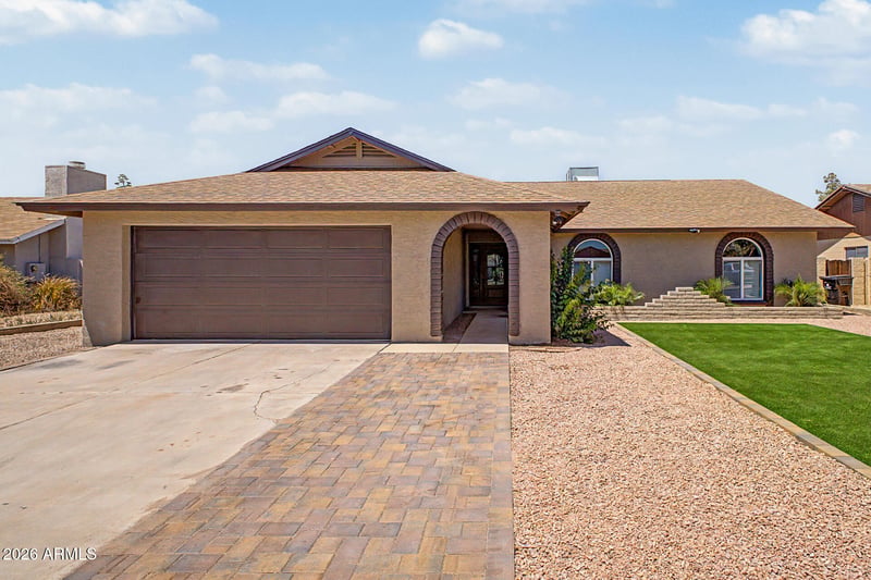 528 W Mohawk Ln, Phoenix, AZ 85027