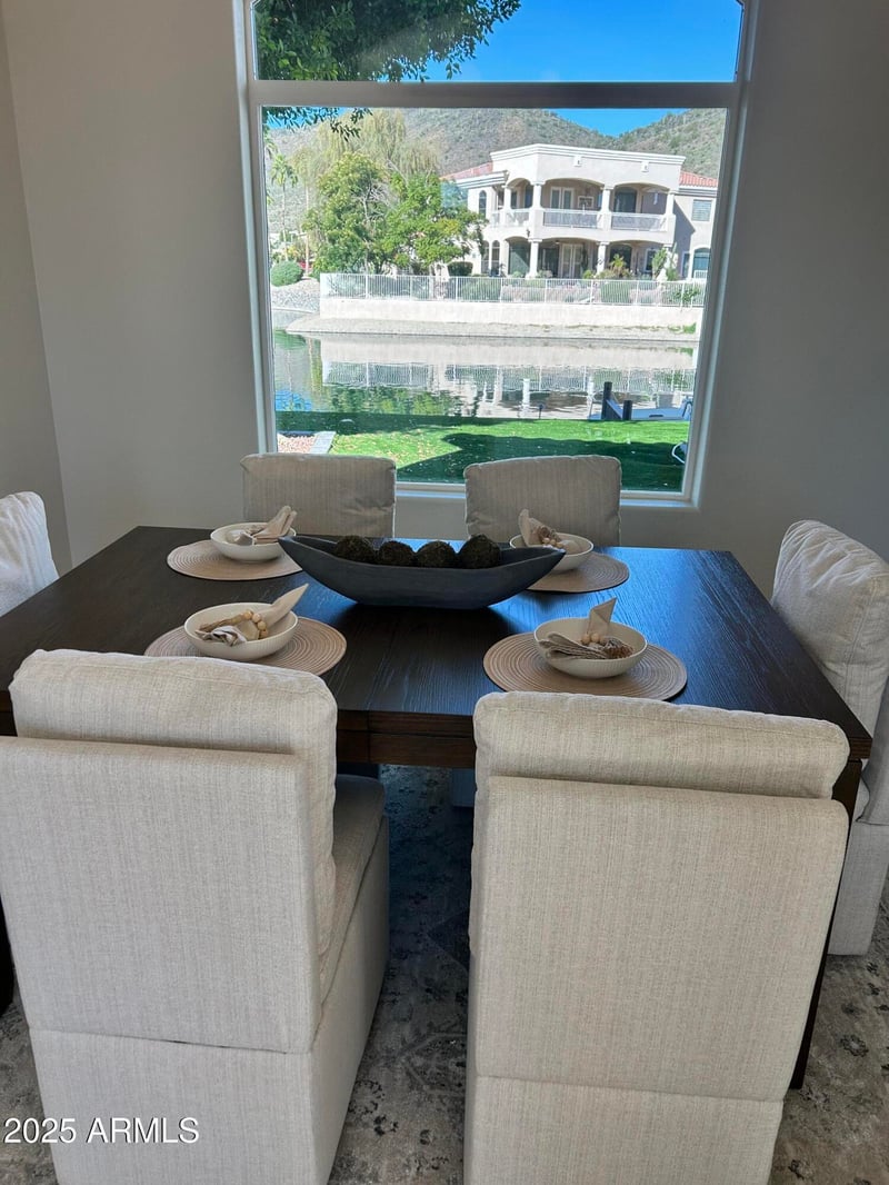 5286 Lone Cactus Dr, Glendale, AZ 85308