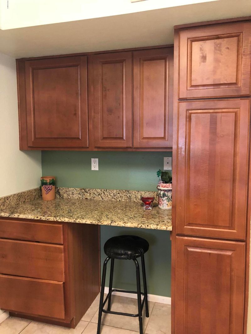529 E Benjamin Dr, Tempe, AZ 85282