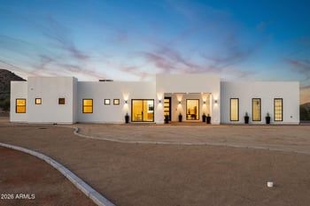 5290 Adobe Dam Dr, San Tan Valley, AZ 85144