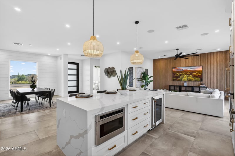 5290 Adobe Dam Dr, San Tan Valley, AZ 85144