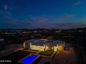 5290 Adobe Dam Dr, San Tan Valley, AZ 85144