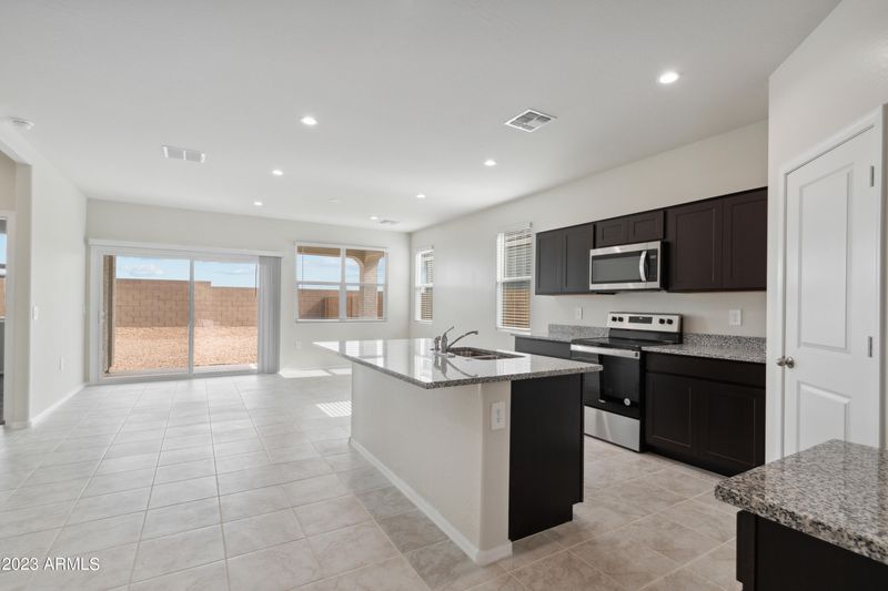 5294 E Emery Rd, San Tan Valley, AZ 85143