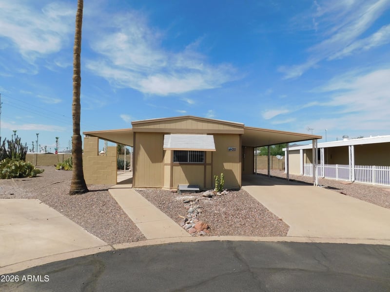 53 N Mountain Rd #20, Apache Junction, AZ 85120