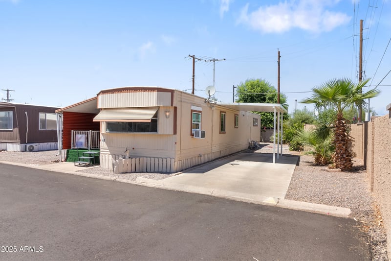530 Alma School Rd #44, Mesa, AZ 85210