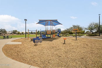530 N Mammoth Way, Chandler, AZ 85225