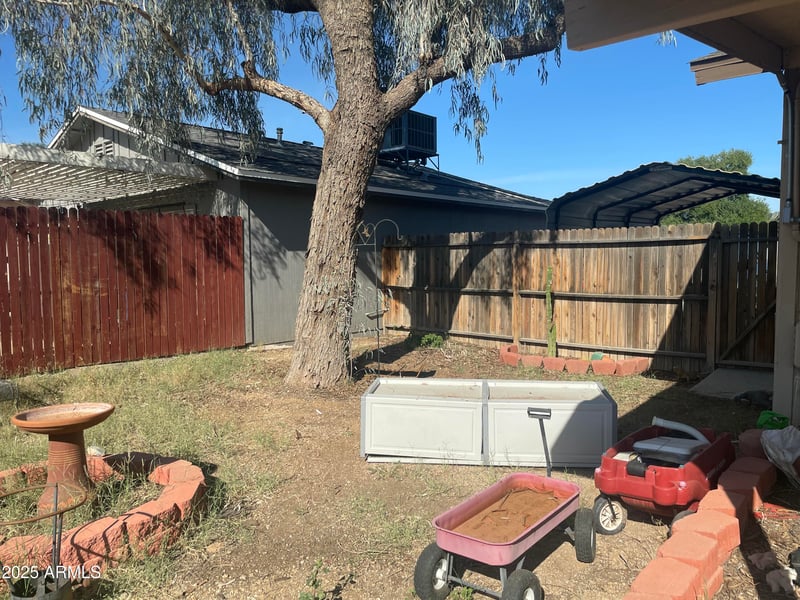 5301 Country Gables Dr, Glendale, AZ 85306