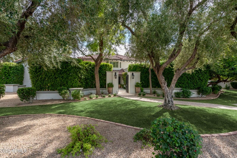 5301 Vista Rica St, Paradise Valley, AZ 85253