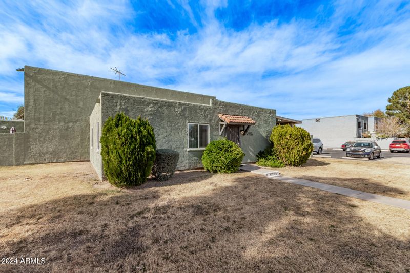 5301 W Hearn Rd, Glendale, AZ 85306