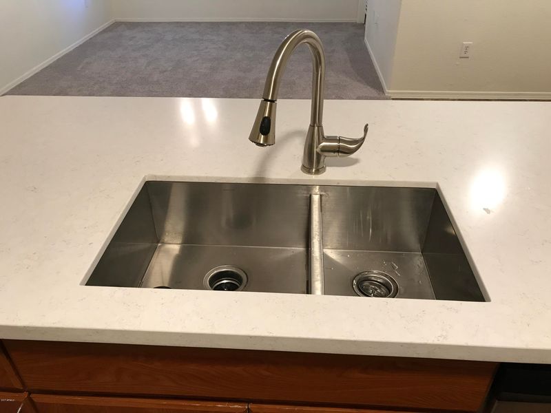 5302 E Van Buren St #1002, Phoenix, AZ 85008