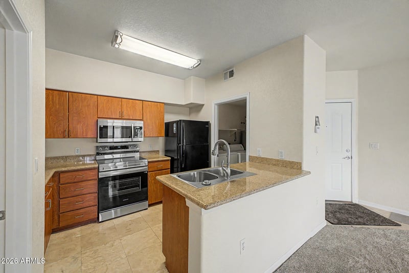 5302 E Van Buren St #2036, Phoenix, AZ 85008