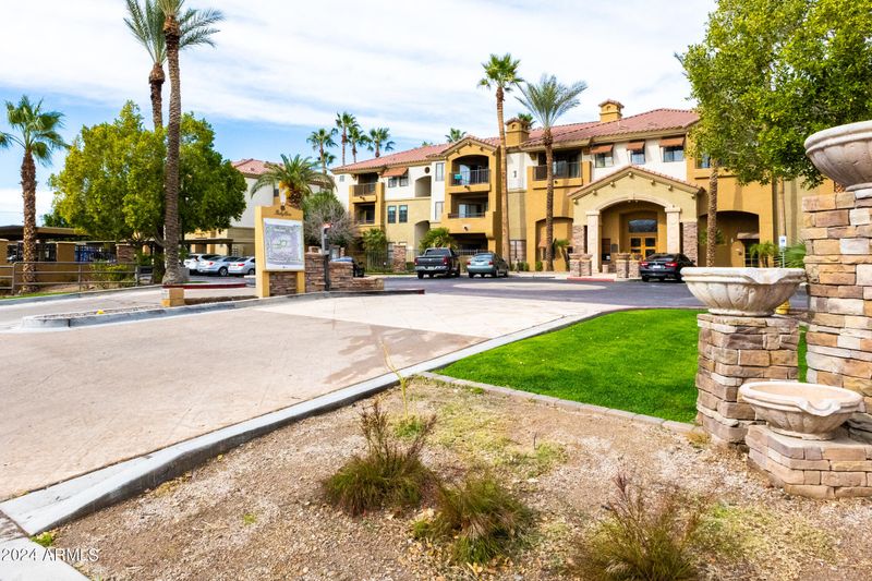 5302 E Van Buren St #3035, Phoenix, AZ 85008