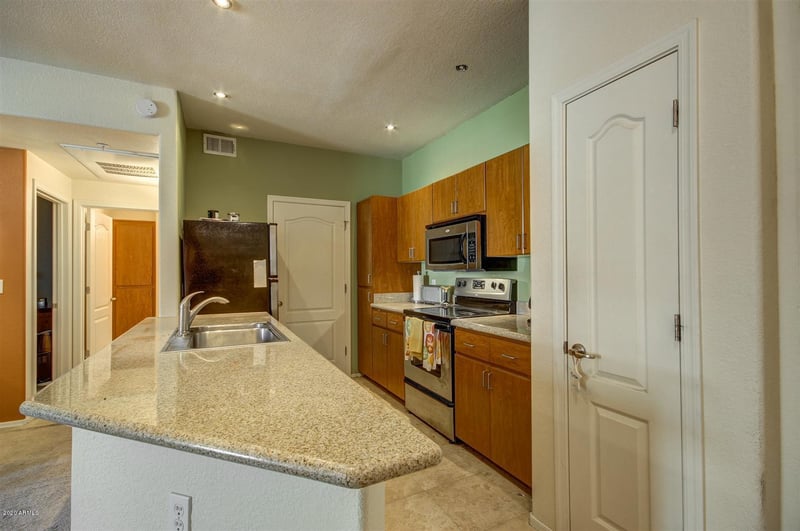 5302 E Van Buren St #3063, Phoenix, AZ 85008