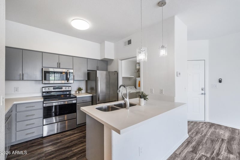 5302 E Van Buren St #3065, Phoenix, AZ 85008