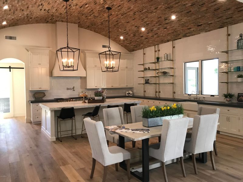 5302 N 69th Pl, Paradise Valley, AZ 85253