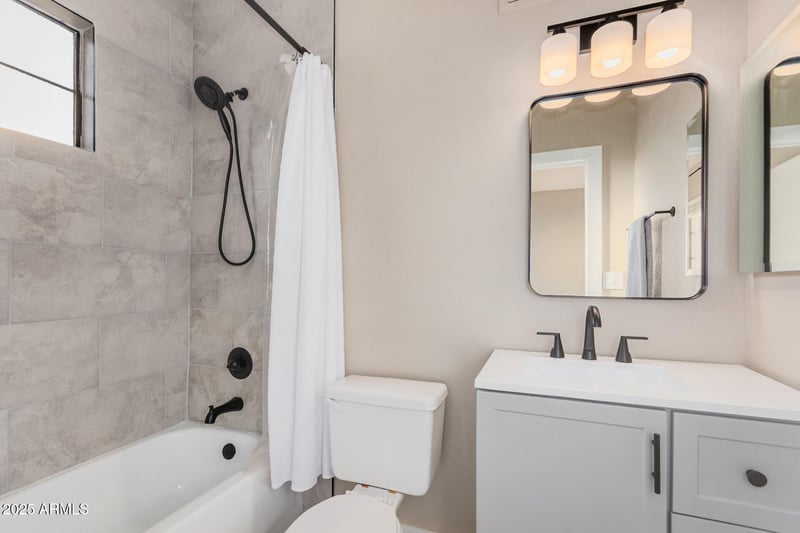 5302 Van Buren St #2024, Phoenix, AZ 85008
