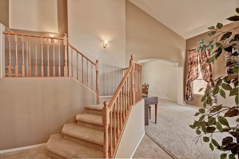 5302 W Angela Dr, Glendale, AZ 85308