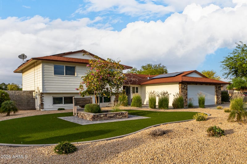 5302 W Greenway Rd, Glendale, AZ 85306