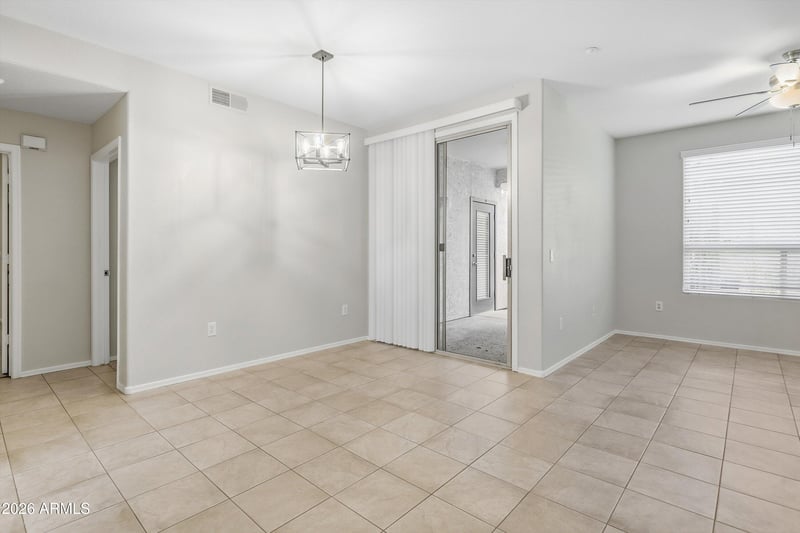 5303 N 7th St #112, Phoenix, AZ 85014