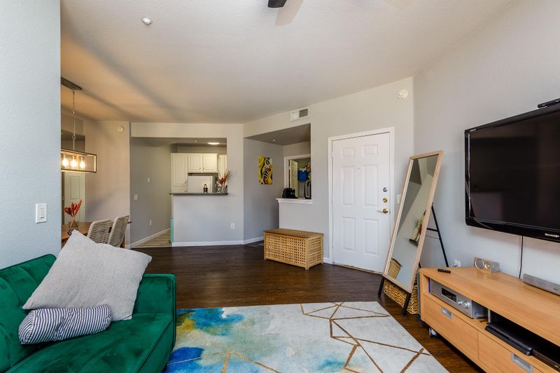 5303 N 7th St #209, Phoenix, AZ 85014
