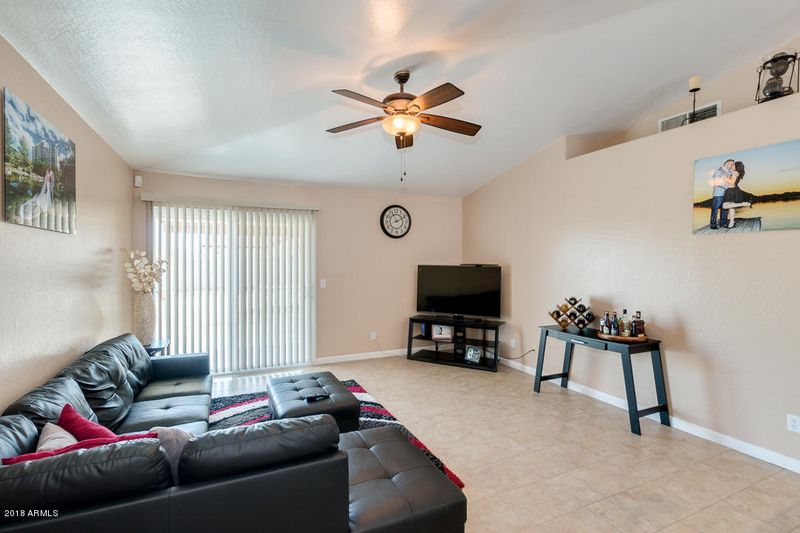 5303 S 28th Dr, Phoenix, AZ 85041