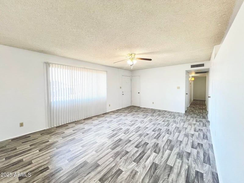 5306 Mauna Loa Ln, Glendale, AZ 85306