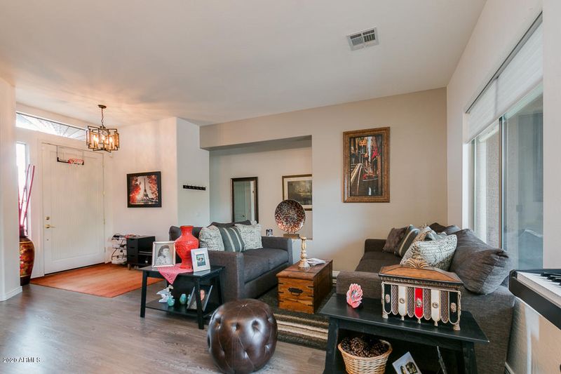 5306 W Saint John Rd, Glendale, AZ 85308