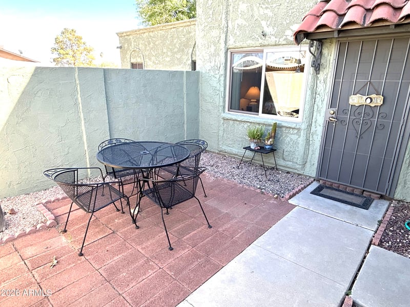 5306 W Sheena Dr, Glendale, AZ 85306