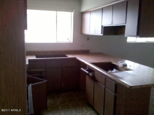 5307 W Wolf St, Phoenix, AZ 85031