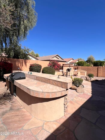 5308 Desert Hollow Dr, Phoenix, AZ 85083