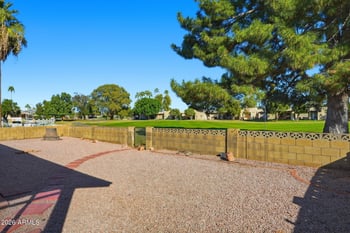 531 76th Pl, Mesa, AZ 85208