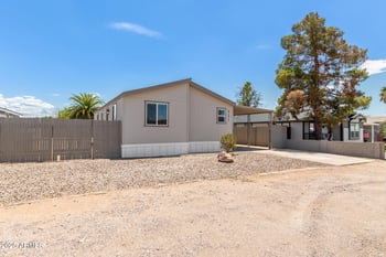 531 89th Pl, Mesa, AZ 85208
