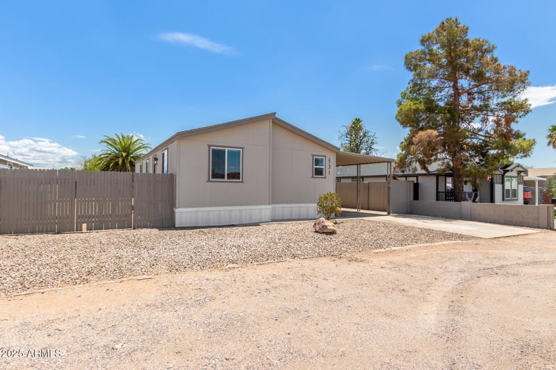 531 89th Pl, Mesa, AZ 85208